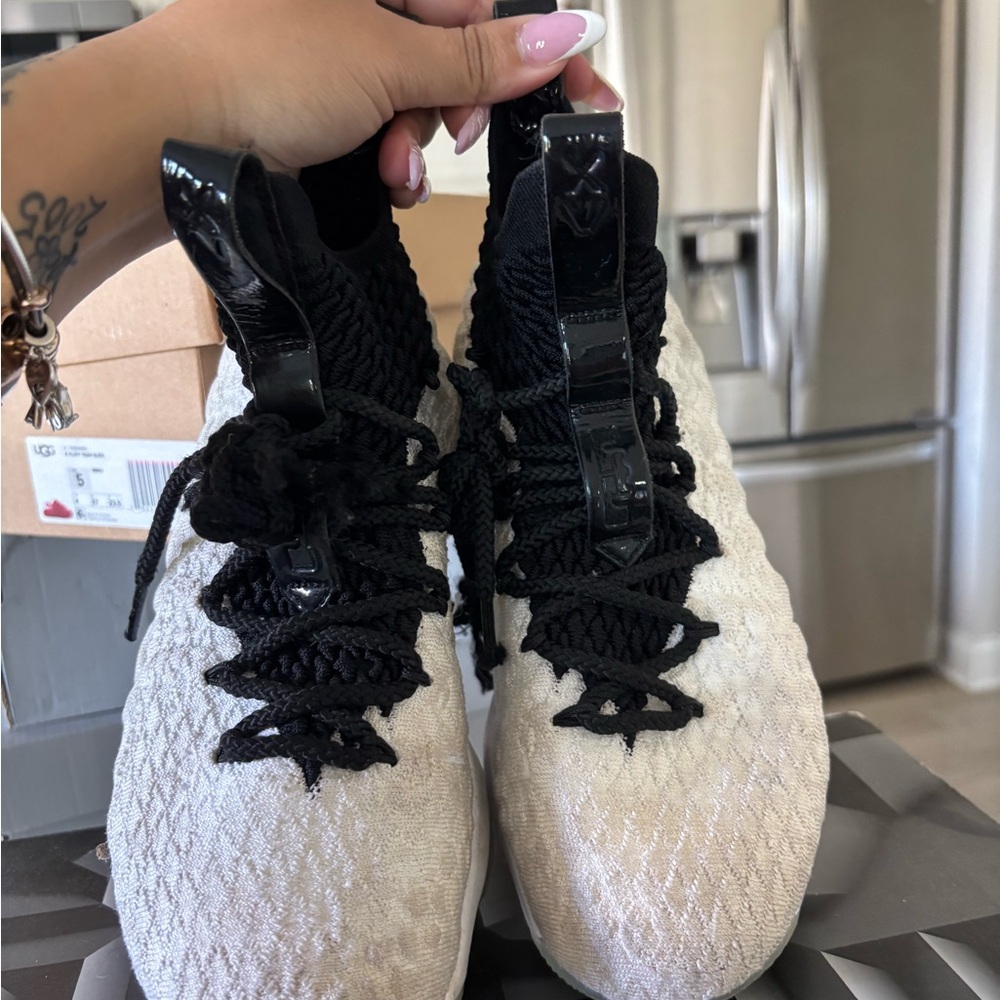 LeBron James basketball sneakers youth size 4.5